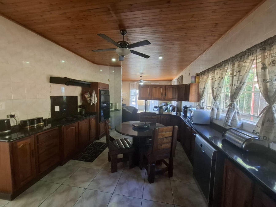 4 Bedroom Property for Sale in Safari Gardens North West